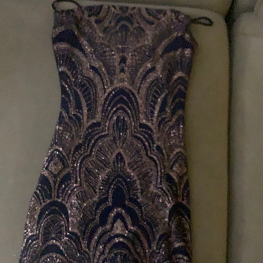 Low cut sequence short dress
